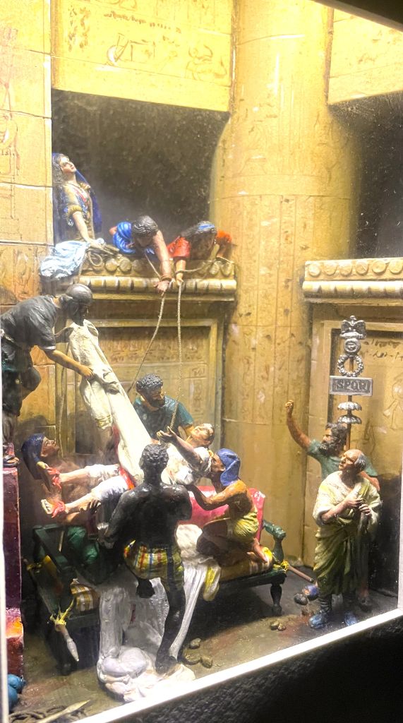 Planet Shadowboxes My Shadow box displays | planetFigure | Miniatures